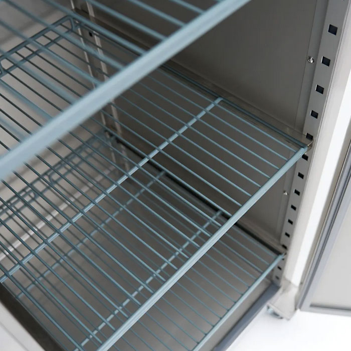 Koelkast - 600 L - 3 Verstelbare Roosters (2/1 GN) - Rvs - op Wielen